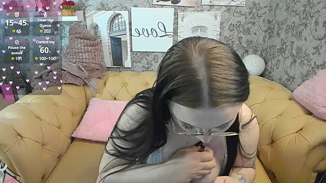 Tina Walker online show from 03/02/25, 12:47