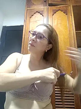 Snapshot of mademonsexy chatting on 03/31/26, 02:35 mademonsexy online show from 03/31/26, 02:35