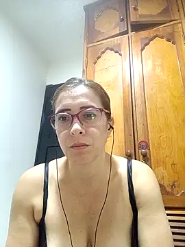Snapshot of mademonsexy chatting on 04/18/26, 03:20 mademonsexy online show from 04/18/26, 03:20