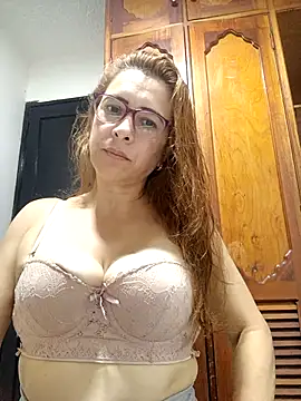 Snapshot of mademonsexy chatting on 03/26/26, 11:57 mademonsexy online show from 03/26/26, 11:57