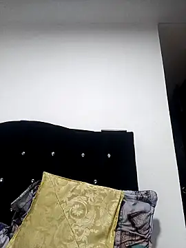 Snapshot of mademonsexy chatting on 03/20/26, 10:44 mademonsexy online show from 03/20/26, 10:44