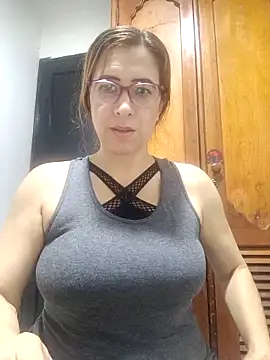 Snapshot of mademonsexy chatting on 04/30/26, 03:13 mademonsexy online show from 04/30/26, 03:13