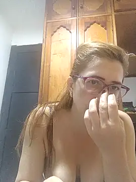 Snapshot of mademonsexy chatting on 04/14/26, 02:49 mademonsexy online show from 04/14/26, 02:49