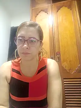 Snapshot of mademonsexy chatting on 05/01/26, 12:15 mademonsexy online show from 05/01/26, 12:15
