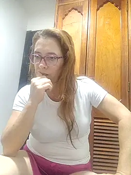 Snapshot of mademonsexy chatting on 04/24/26, 03:41 mademonsexy online show from 04/24/26, 03:41