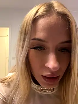 Leyladieistso47 online show from 11/07/25, 09:08