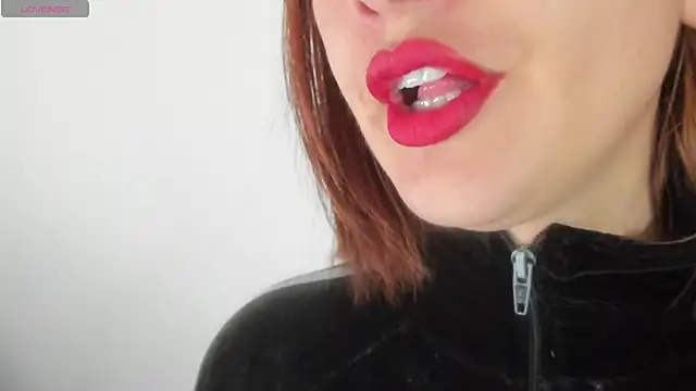 queen fetish online show from 03/20/26, 03:02