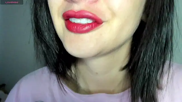 queen fetish online show from 10/22/25, 10:36