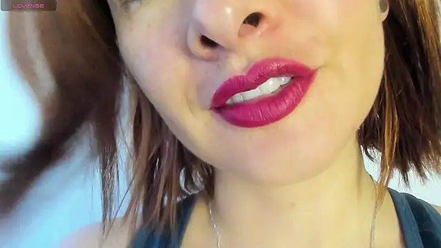 queen fetish online show from 04/16/26, 03:13