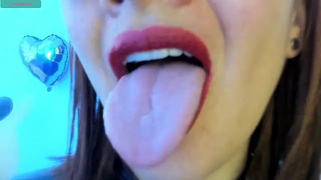 queen fetish online show from 05/18/26, 07:29
