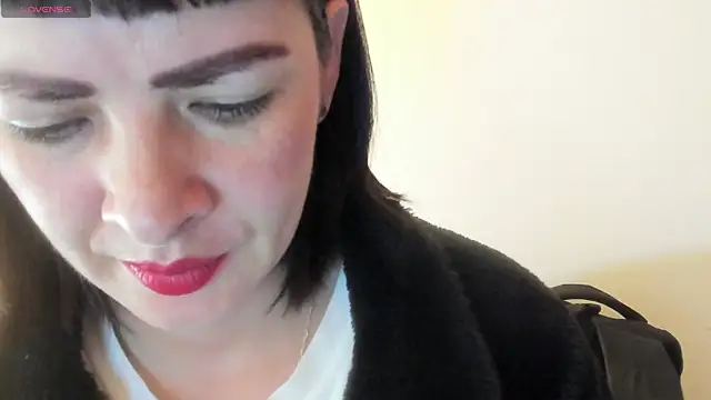 queen fetish online show from 12/18/25, 01:15