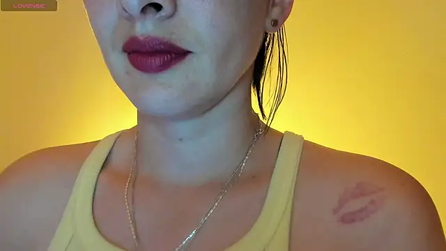 queen fetish online show from 11/19/25, 10:54