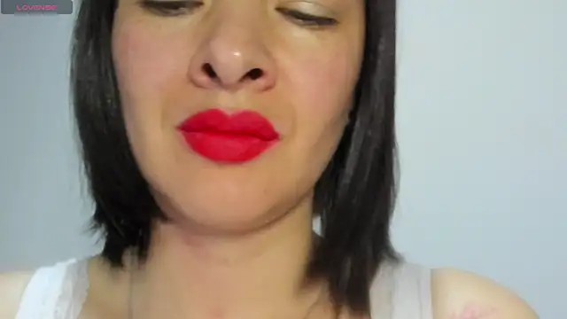 queen fetish online show from 01/13/26, 10:19