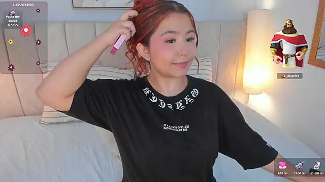 Atenea cuteee online show from 04/11/26, 07:50