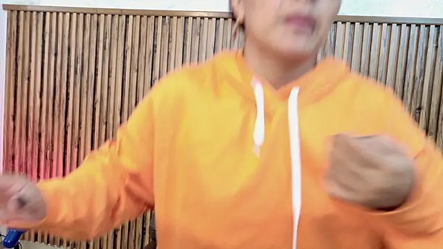 evelynjohnsoon online show from 12/19/25, 01:02