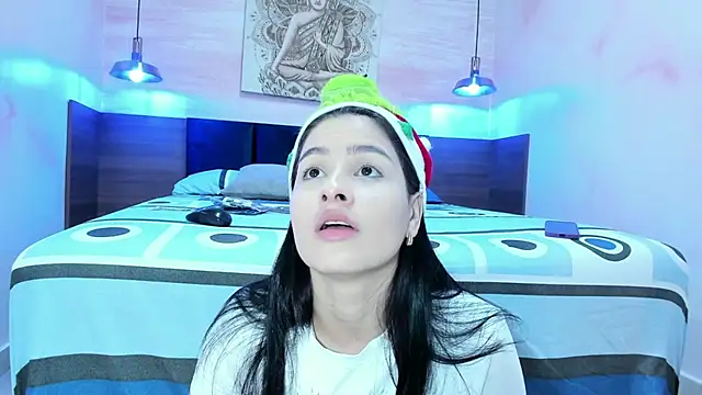 AnneDixie online show from 12/15/25, 03:12