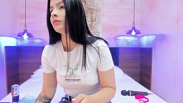 Snapshot of AnneDixie chatting on 01/11/26, 03:02 AnneDixie online show from 01/11/26, 03:02