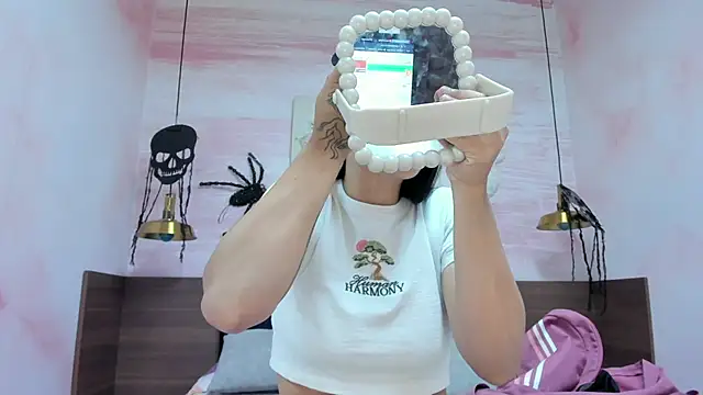 AnneDixie online show from 10/29/25, 03:05