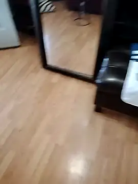 Snapshot of prettyboi6992 chatting on 11/24/25, 06:08 prettyboi6992 online show from 11/24/25, 06:08