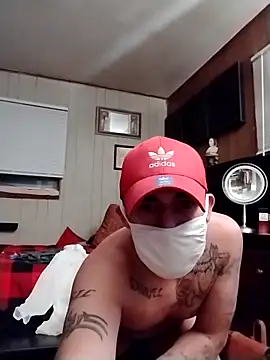 Snapshot of prettyboi6992 chatting on 02/08/25, 07:15 prettyboi6992 online show from 02/08/25, 07:15