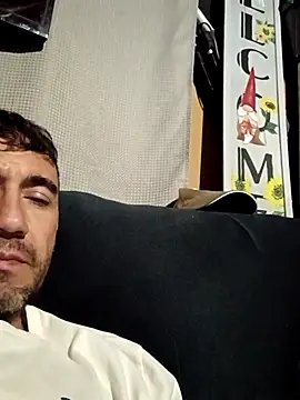 prettyboi6992 online show from 04/07/26, 07:54