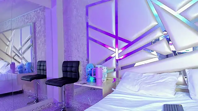 Miia002 online show from 04/07/26, 12:56