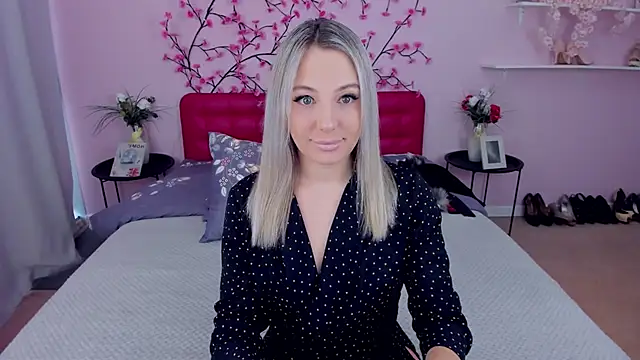 Snapshot of DanikaMorri chatting on 03/16/25, 07:26 DanikaMorri online show from 03/16/25, 07:26