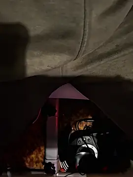 FreezingTie850 online show from 04/07/26, 07:37