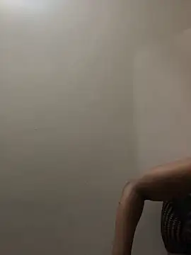 Bustygoddess32 online show from 03/08/26, 06:33