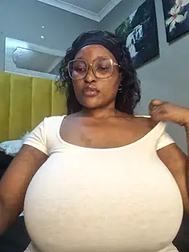 Snapshot of Bustygoddess32 chatting on 03/21/25, 01:13 Bustygoddess32 online show from 03/21/25, 01:13