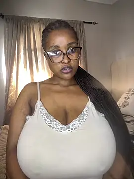 Bustygoddess32 online show from 03/29/26, 11:23