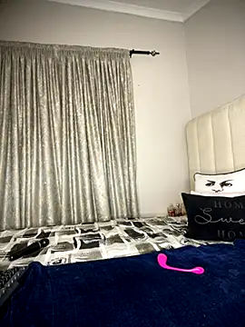 Bustygoddess32 online show from 11/07/25, 01:21