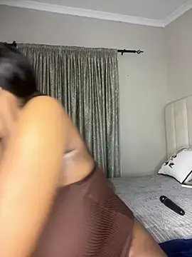 Snapshot of Bustygoddess32 chatting on 02/04/26, 01:00 Bustygoddess32 online show from 02/04/26, 01:00