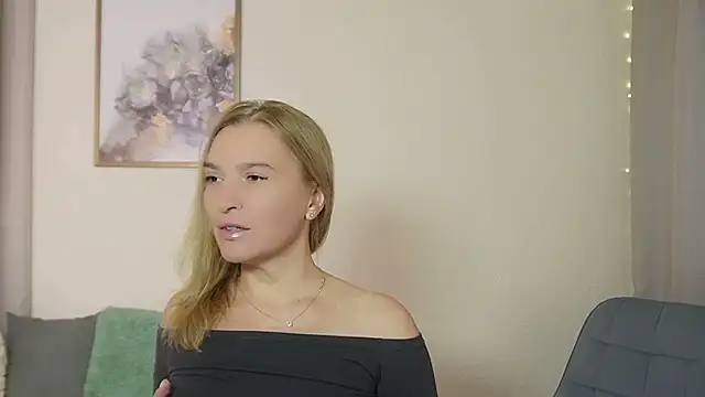 Snapshot of ms_natty chatting on 07/29/26, 04:33 ms natty online show from 07/29/26, 04:33
