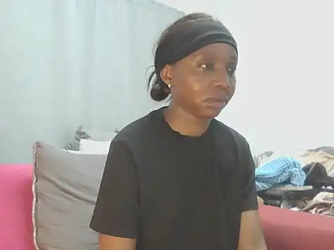 Sexxybella27 online show from 04/16/26, 07:47