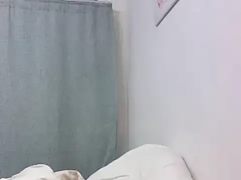 Sexxybella27 online show from 03/13/25, 10:21