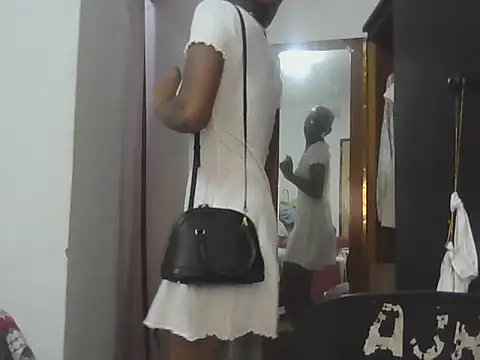 Sexxybella27 online show from 10/25/25, 08:53