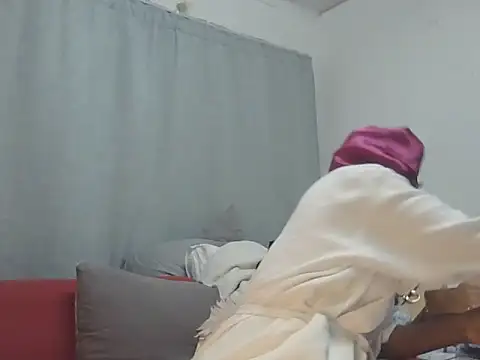 Snapshot of Sexxybella27 chatting on 03/27/26, 08:43 Sexxybella27 online show from 03/27/26, 08:43