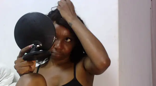 Sexxybella27 online show from 03/01/25, 07:04