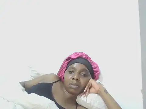 Sexxybella27 online show from 09/22/25, 01:00