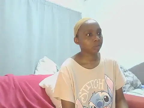 Sexxybella27 online show from 02/05/26, 08:37