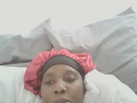 Sexxybella27 online show from 11/08/25, 03:15