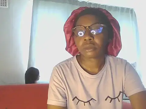 Snapshot of Sexxybella27 chatting on 03/02/26, 12:34 Sexxybella27 online show from 03/02/26, 12:34