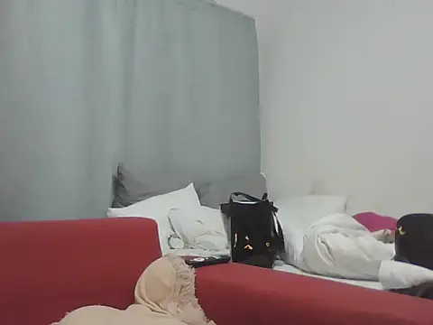 Sexxybella27 online show from 05/18/26, 08:13