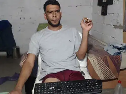 erik alexander online show from 02/06/25, 01:27