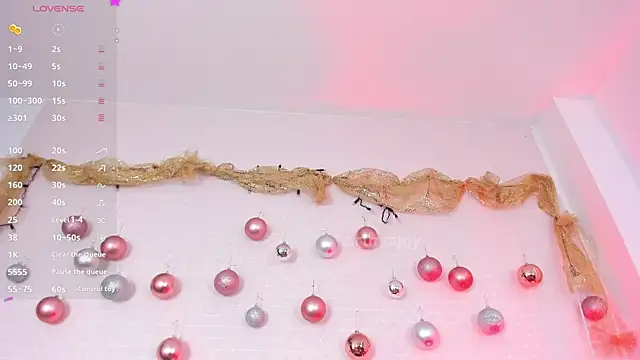 Snapshot of artmiaa chatting on 12/16/25, 05:06 artmiaa online show from 12/16/25, 05:06