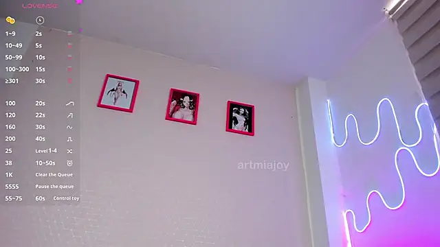 artmiaa online show from 01/19/26, 02:21