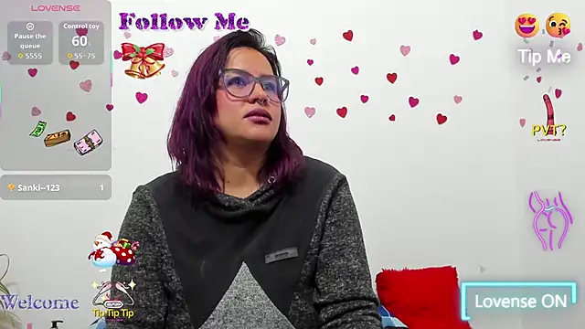 Snapshot of hazel_34 chatting on 12/05/25, 09:30 hazel 34 online show from 12/05/25, 09:30