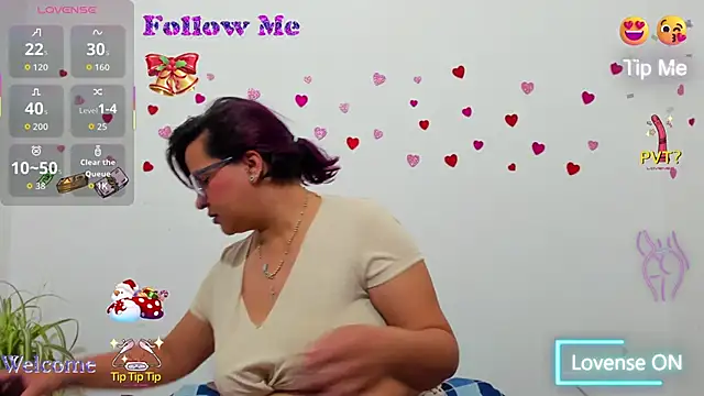 Snapshot of hazel_34 chatting on 12/04/25, 08:46 hazel 34 online show from 12/04/25, 08:46