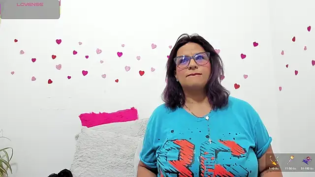 hazel 34 online show from 12/22/25, 08:58